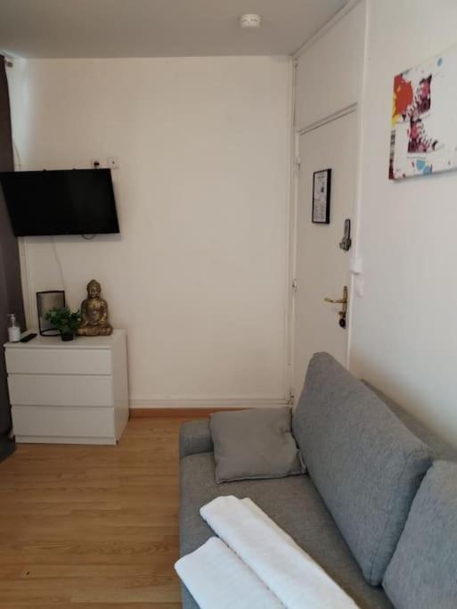 Studio Rue De La Sante Paris Exterior photo